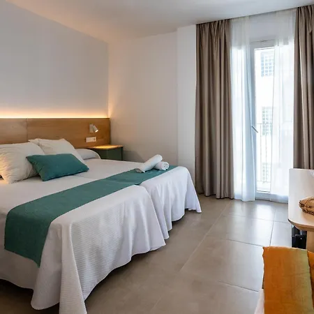 Oasis Centro Conil De La Frontera