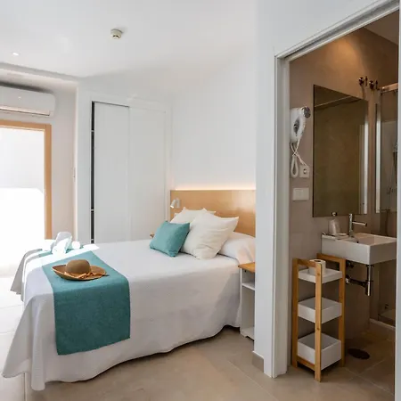 Oasis Centro Conil De La Frontera