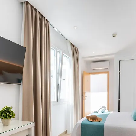 Oasis Centro * Conil De La Frontera