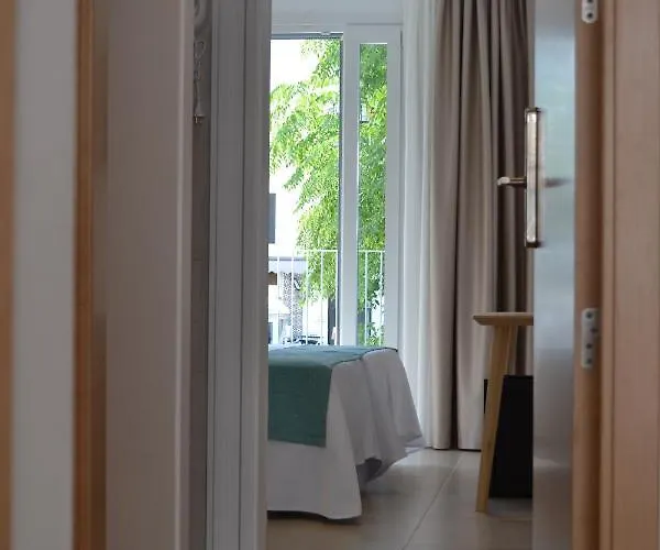 Отель Oasis Centro