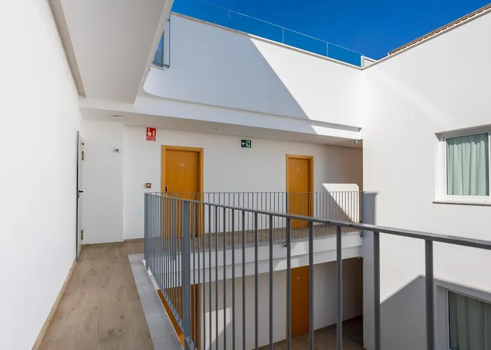 Oasis Centro Кониль-де-ла-Фронтера